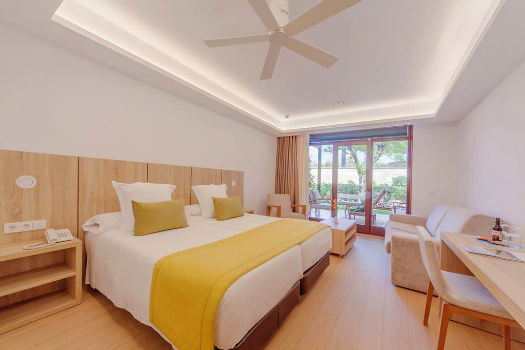 PMI_69577_PortBlue_Club_Pollentia_Resort_0823_18.jpg