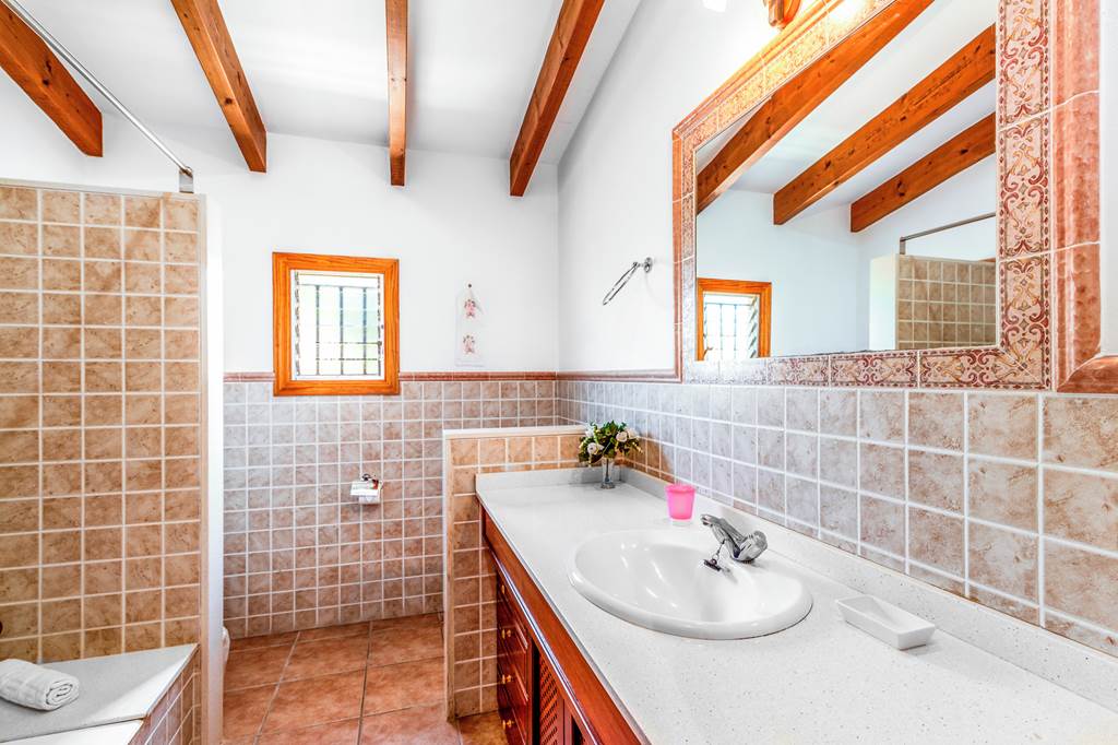 PMI_79892_Villa_Les_Oliveras_0519_14.jpg