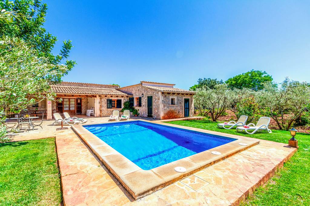PMI_79892_Villa_Les_Oliveras_0519_16.jpg