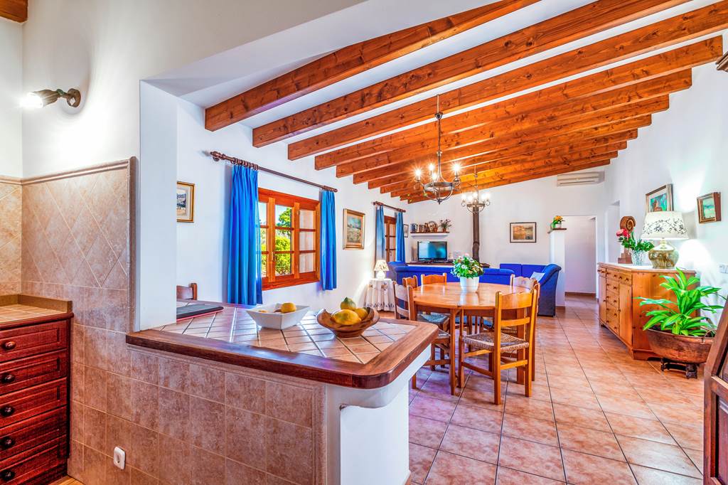 PMI_79892_Villa_Les_Oliveras_0519_07.jpg