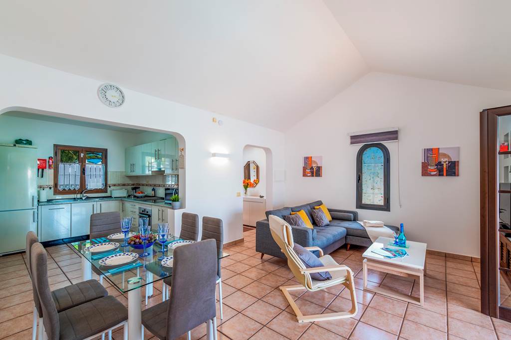 ACE_86016_Villa_Blue_Beach_0923_07.jpg
