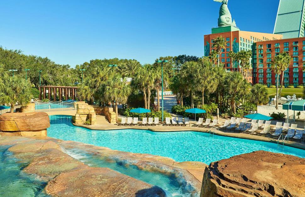 Walt-Disney-World-Dolphin-14.jpg