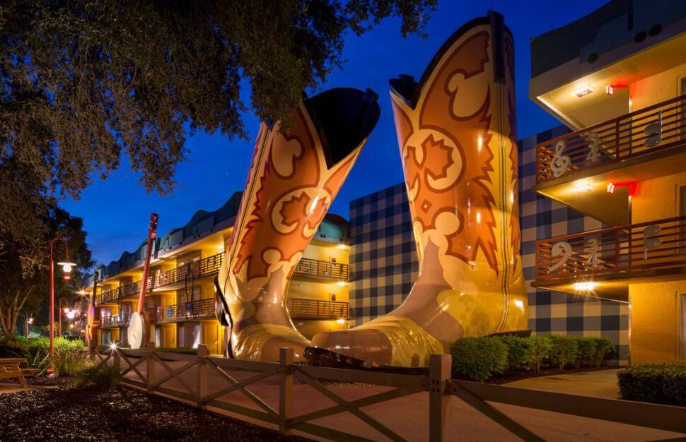 Disneys-All-Star-Music-Resort-2.jpg