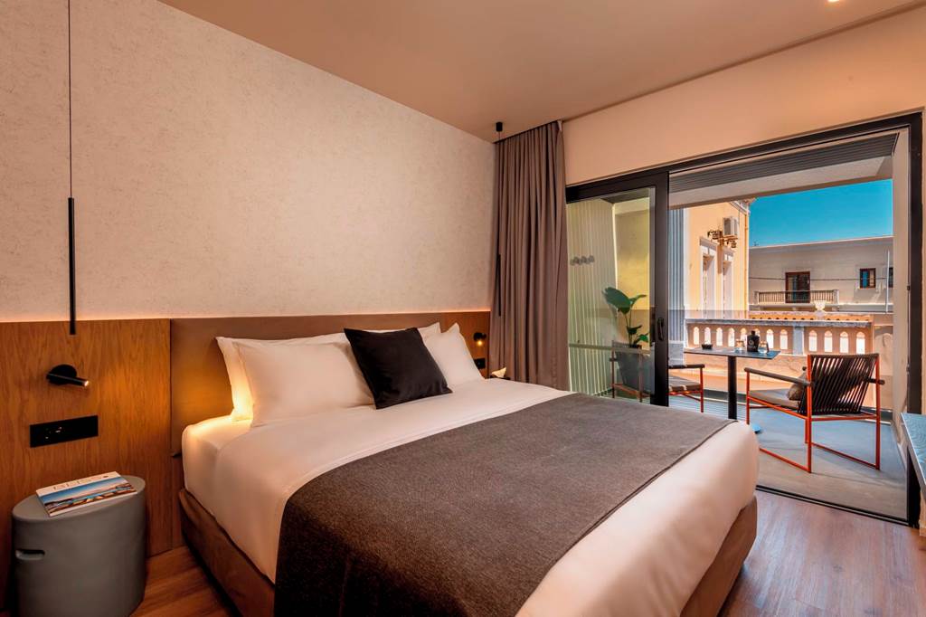 KGS_87349_Evanik_Chic_Hotel_0724_13.jpg