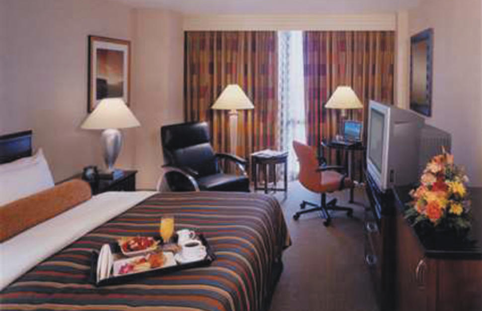 Hilton-Chicago-O-Hare-Airport-2.jpg
