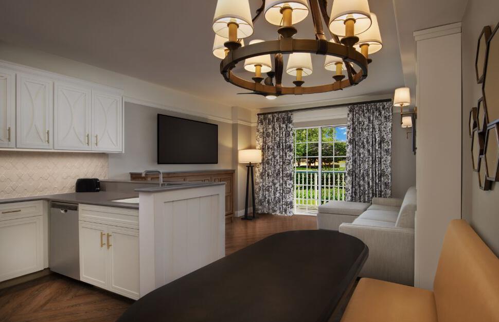 Disneys-Saratoga-Springs-Resort-Spa-10.jpg