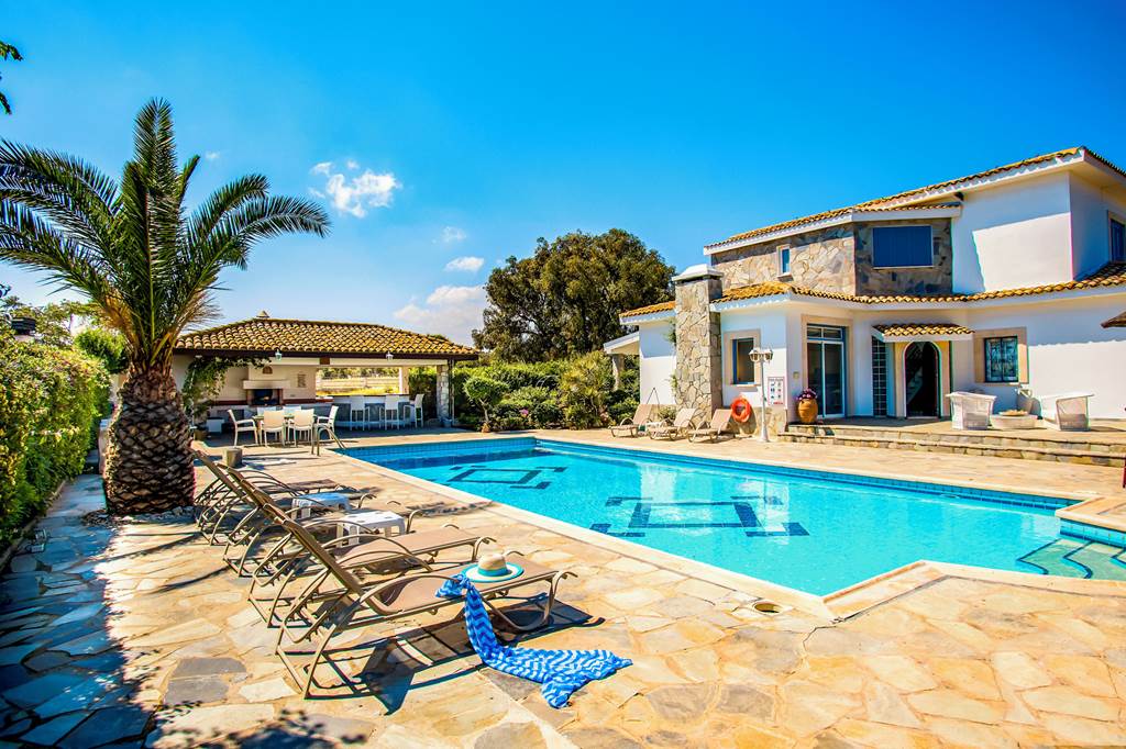 LCA_84689_Villa_Maseri_1222_01.jpg