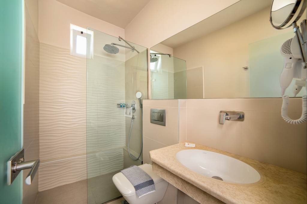 ZTH_78730_Kalamaki_Beach_Hotel_0424_02.jpg