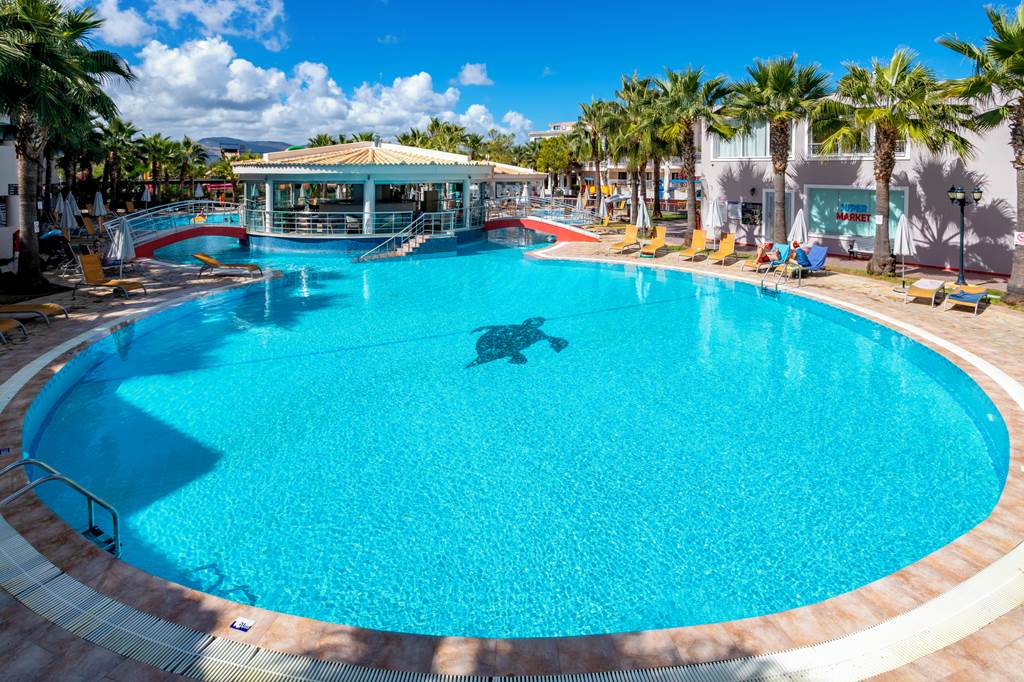 ZTH_81228_Caretta_Beach_Resort_&_Waterpark_1022_03.jpg
