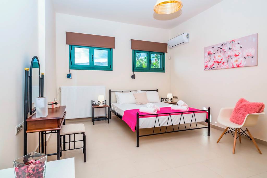 HER_84132_Villa_Eolos_0822_17.jpg