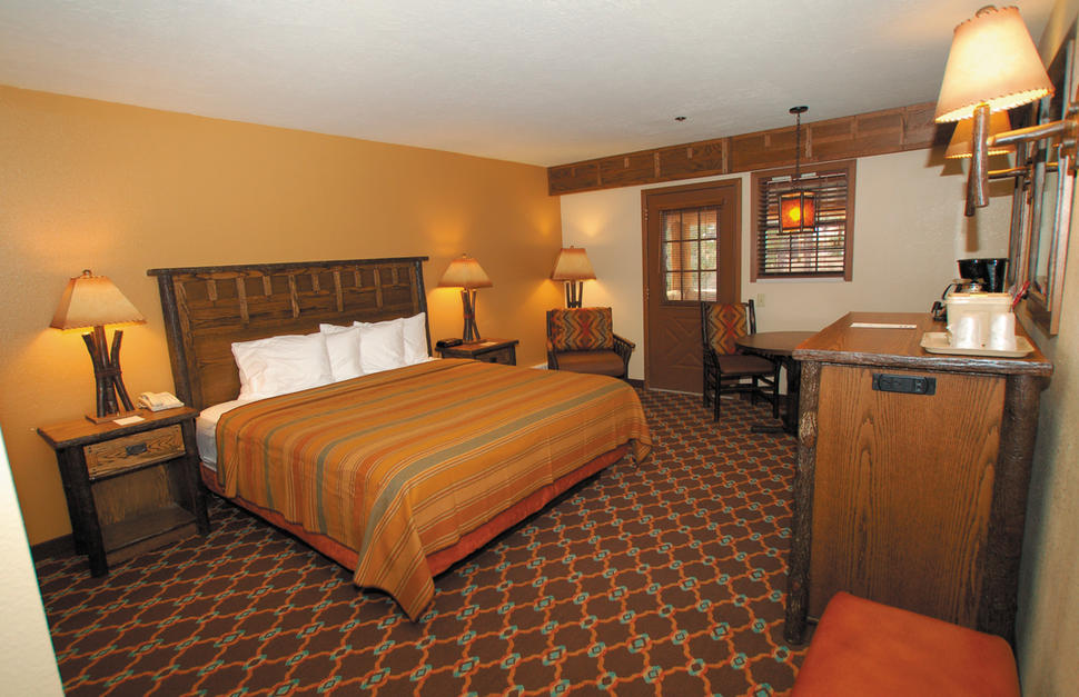 Bryce-Canyon-Lodge-1.jpg