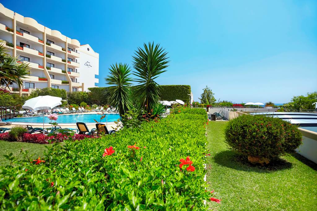 FNC_81027_Suite_Hotel_Eden_Mar_0919_26.jpg