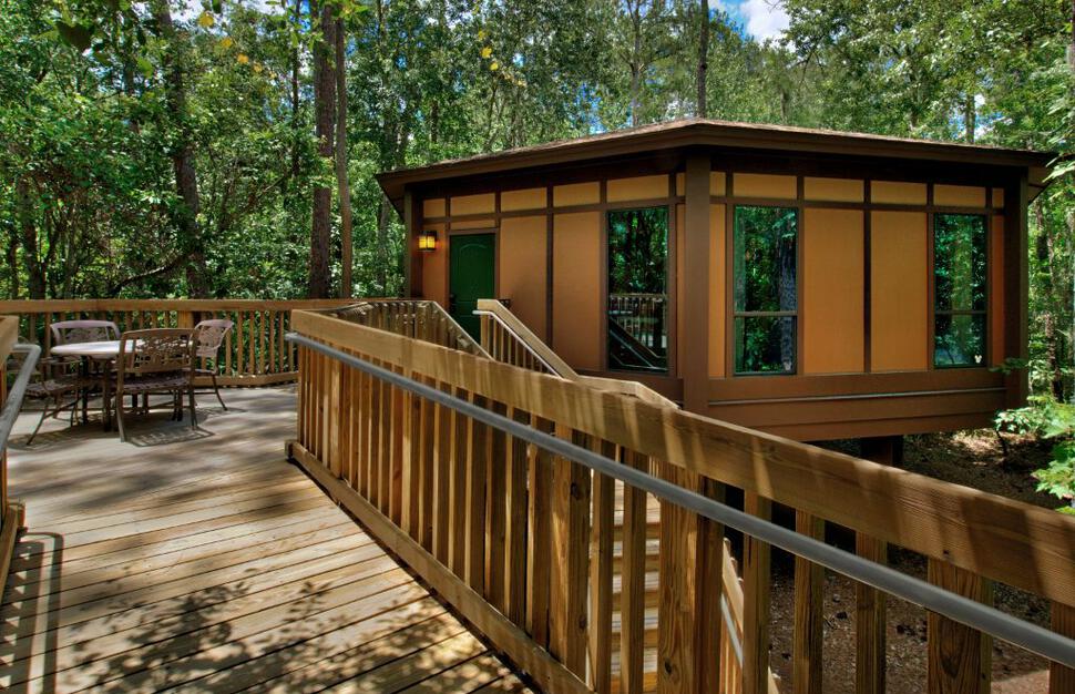 Disneys-Saratoga-Springs-Resort-Spa-2.jpg