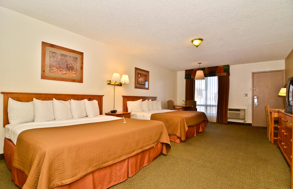 Best-Western-Plus-Rubys-Inn-2.jpg