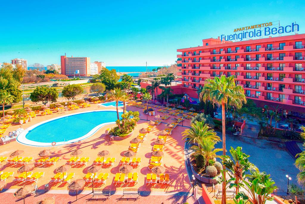 AGP_70030_Fuengirola_Beach_0319_09.jpg