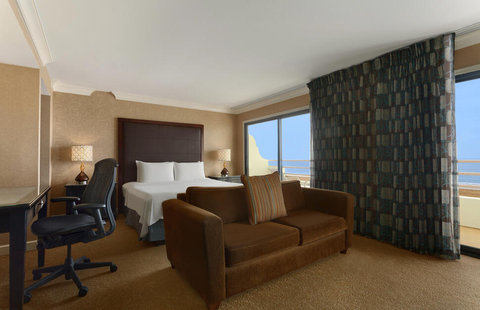 Hilton-Waterfront-Beach-Resort-28.jpg