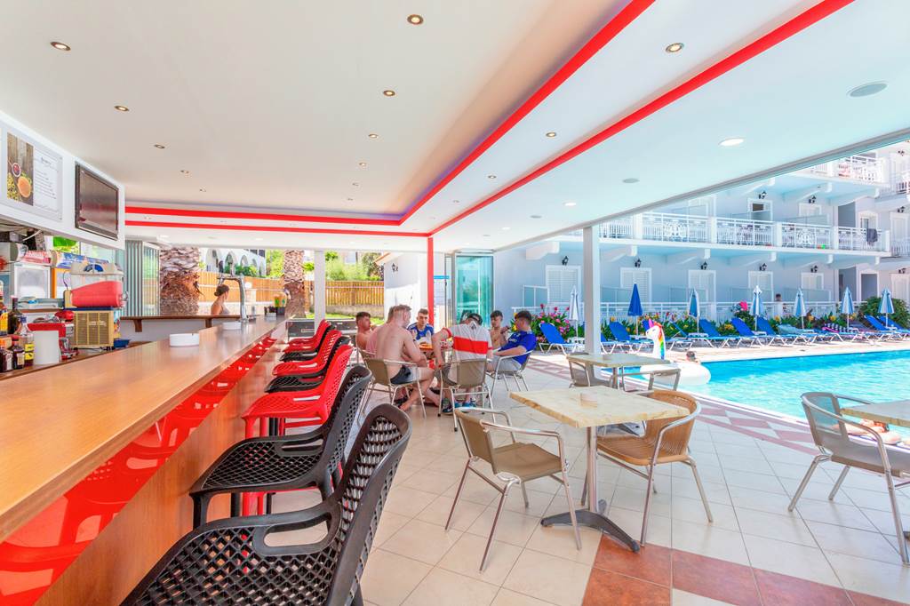 ZTH_78386_Sunshine_Hotel_0719_05.jpg
