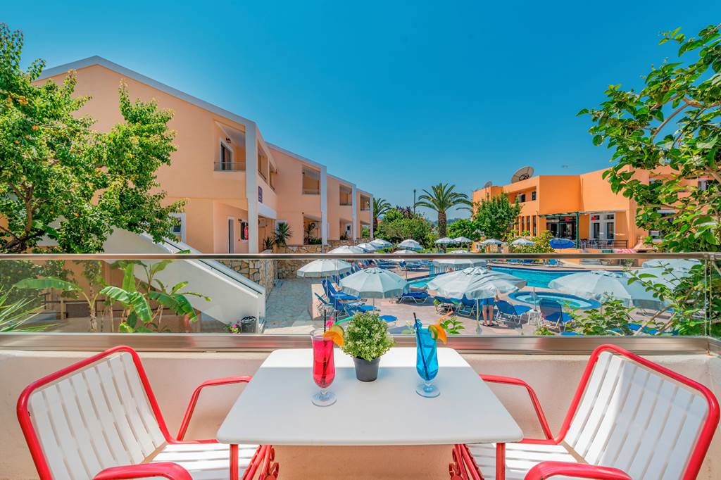 ZTH_74433_Oscar_Hotel_1021_08.jpg