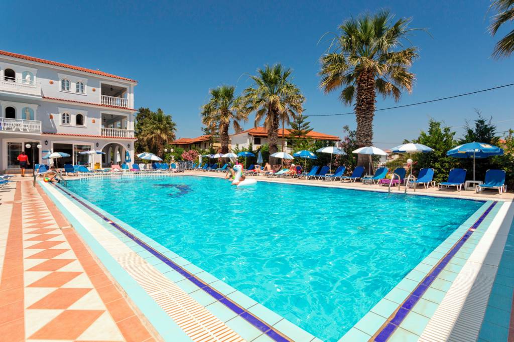 ZTH_78386_Sunshine_Hotel_0719_01.jpg