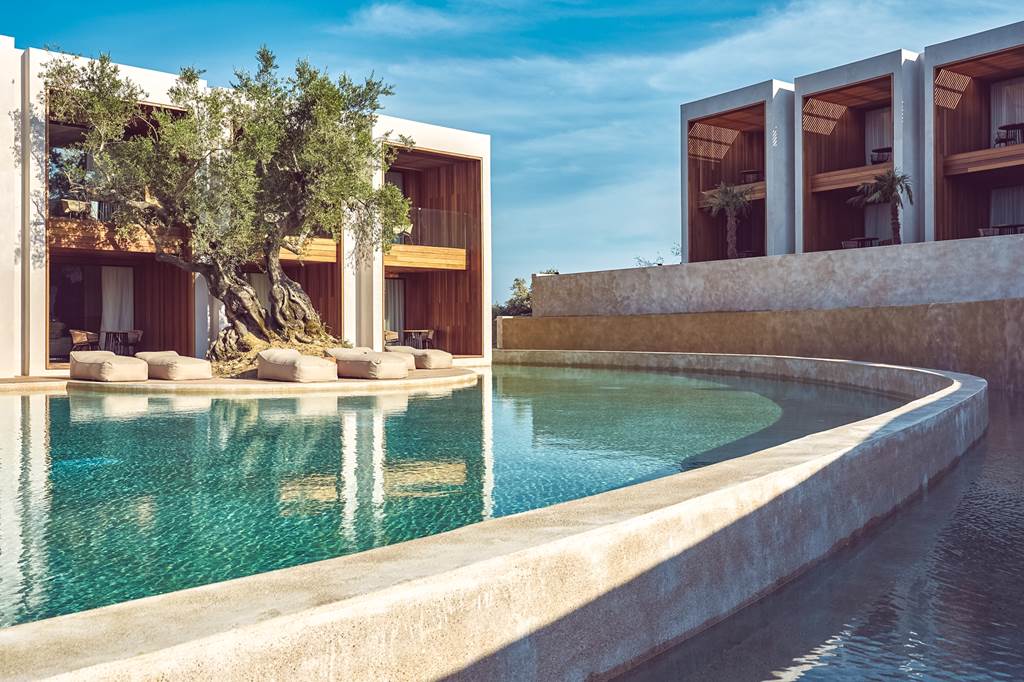 ZTH_77609_Olea_All_Suite_Htl_0718_01.jpg
