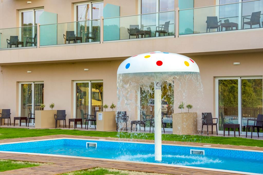 ZTH_71797_Petros_Hotel_0618_02.jpg
