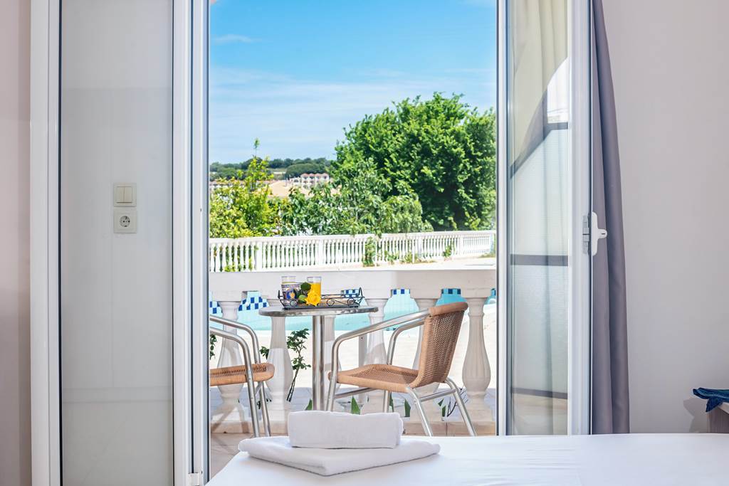 ZTH_83125_Georgia_Apartments_Tsilivi_0721_01.jpg