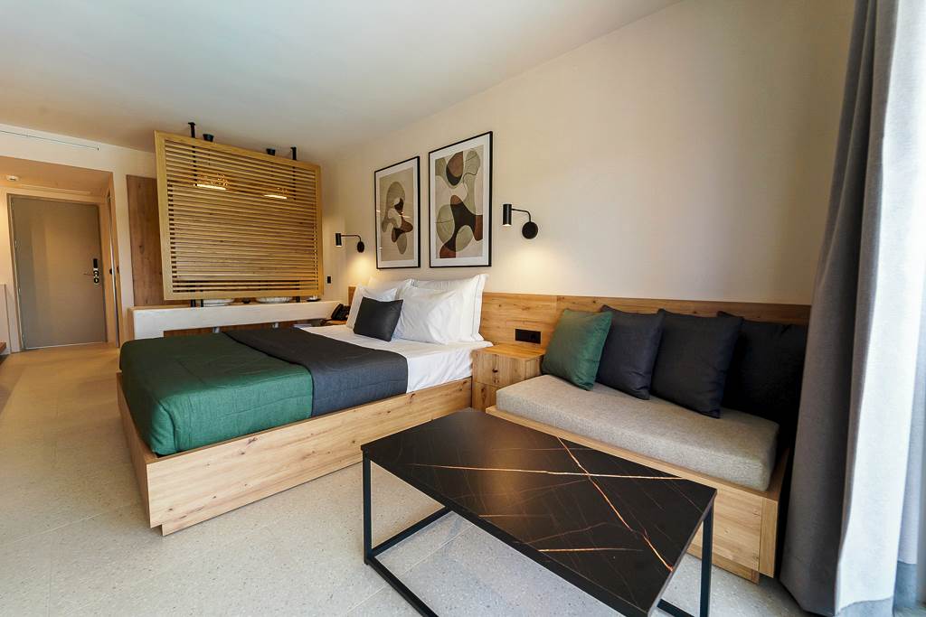 ZTH_70741_Filoxenia_Hotel_0824_04.jpg