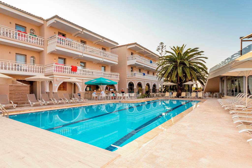 ZTH_74404_Karras_Grande_Resort_0719_20.jpg