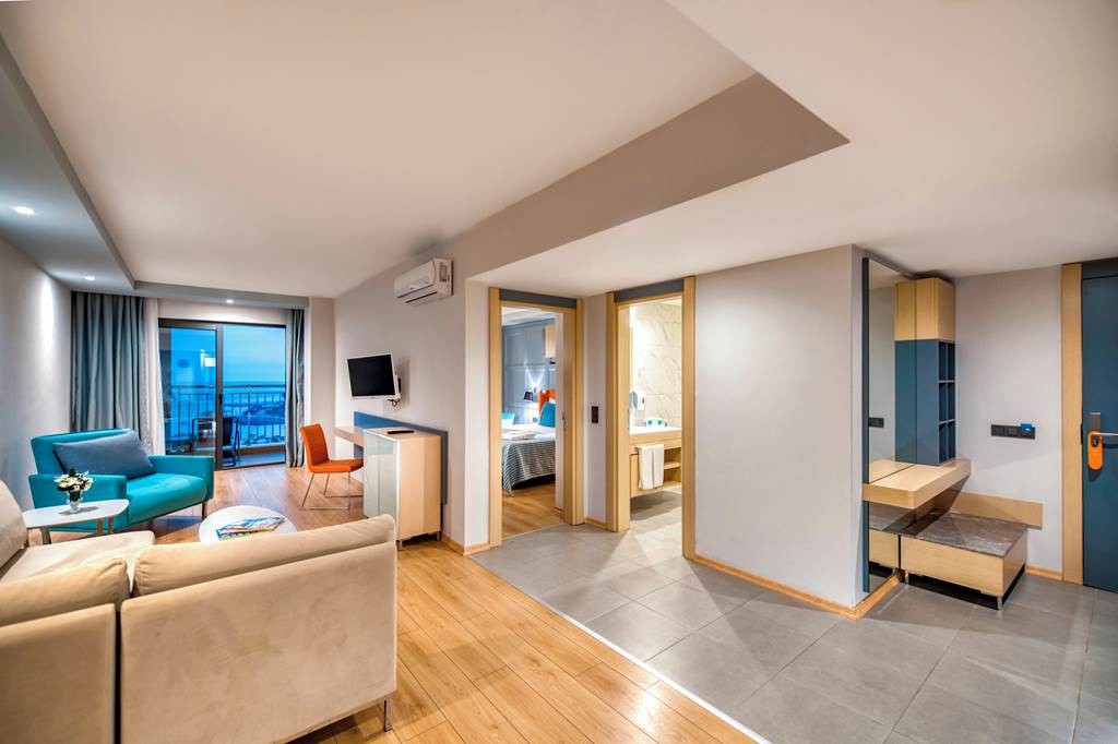 AYT_81430_Numa_Bay_Hotel_1220_16.jpg