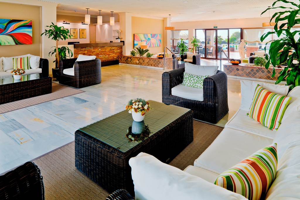 TFS_73905_Regency_Torviscas_Apartments_&_Suites_0323_22.jpg