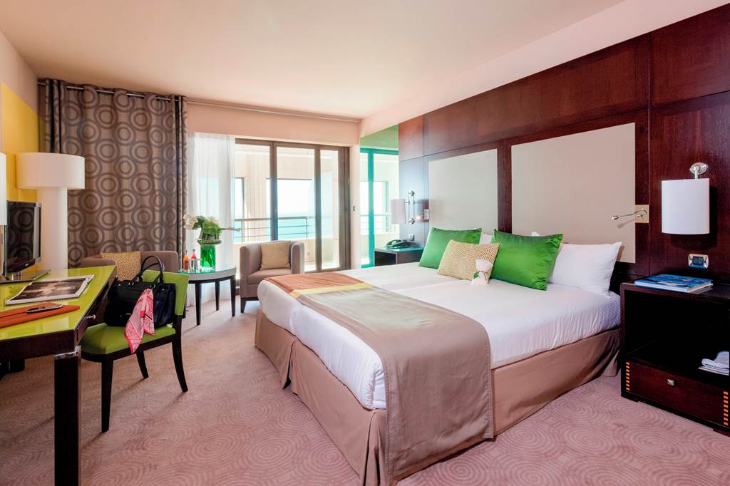 NCE_72592_Hyatt_Rgency_0818_02.jpg