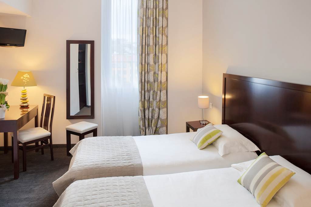 NCE_69742_Relais_Acropolis_0818_02.jpg