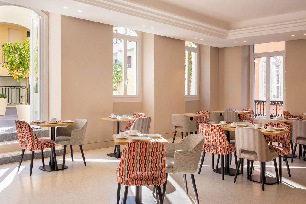 NCE_68801_Hotel_Apollinaire_Nice_0322_05.jpg