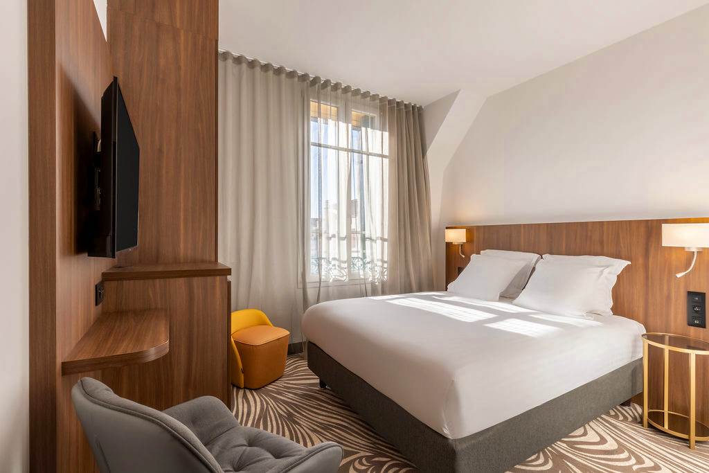 NCE_68801_Hotel_Apollinaire_Nice_0322_01.jpg