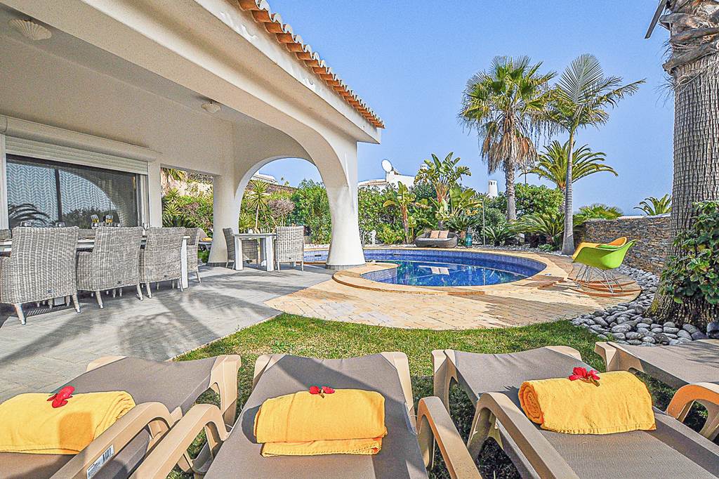 FAO_87289_Villa_Eva_Garden_0224_03.jpg