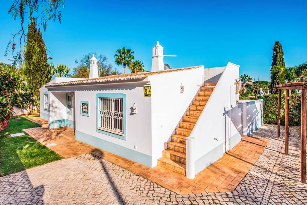 FAO_84147_Villa_Amora_0822_13.jpg