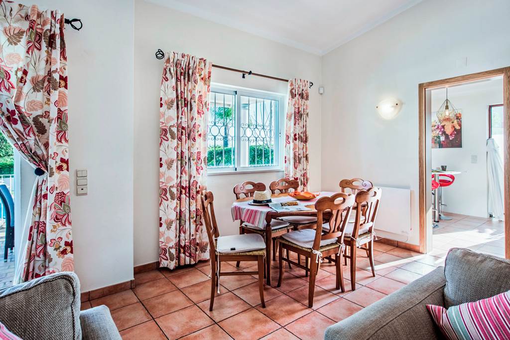 FAO_84147_Villa_Amora_0822_16.jpg