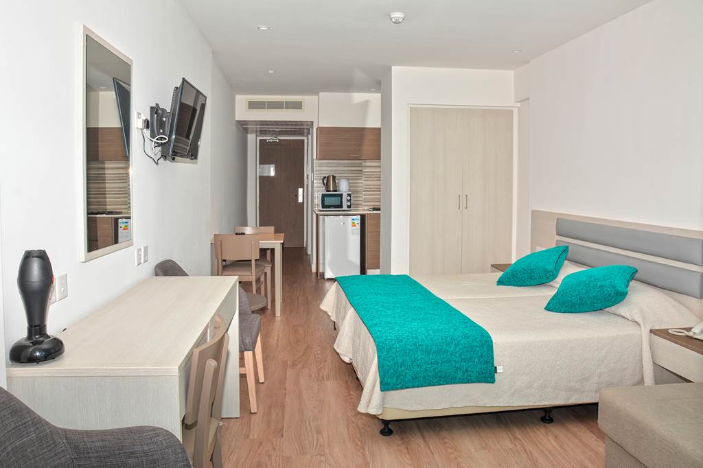 LCA_72707_Melini_Hotel_Suites_0922_07.jpg