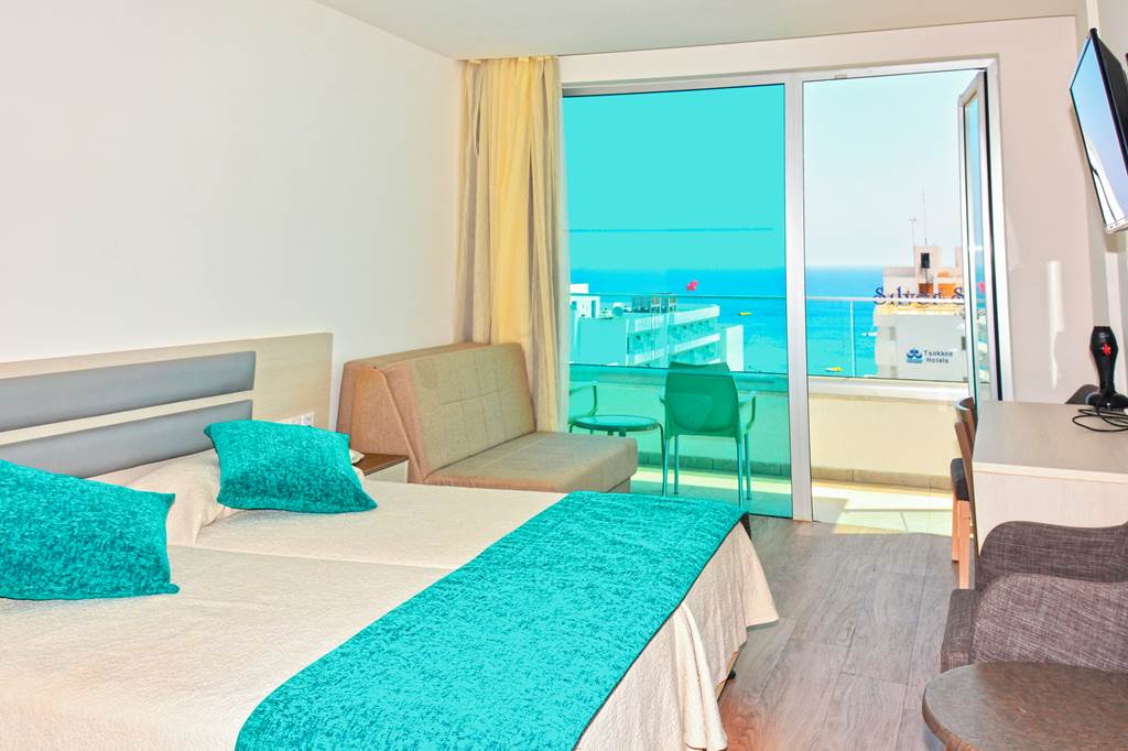 LCA_72707_Melini_Hotel_Suites_0922_06.jpg