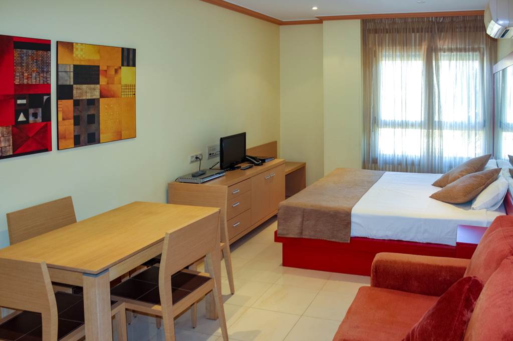 AGP_14781_Mediterraneo_Real_Apts_0218_01.jpg