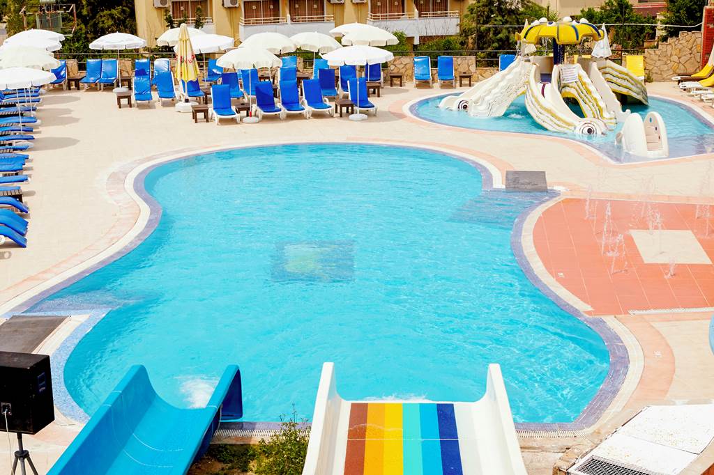 ADB_81204_Club_Lion_Hotel_1019_09.jpg