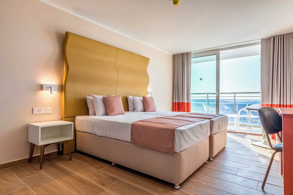 MLA_83456_Seaview_Hotel_1221_24.jpg