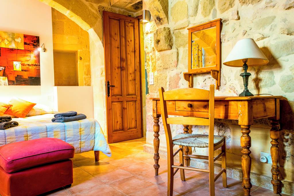 MLA_79940_Gozo_Villas-_Ta_Karmnu_Three_Bedroom_Villa_0119_04.jpg