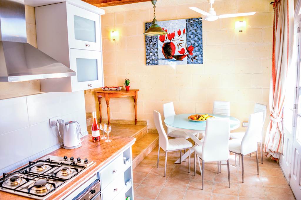 MLA_79940_Gozo_Villas-_Ta_Karmnu_Three_Bedroom_Villa_0119_10.jpg