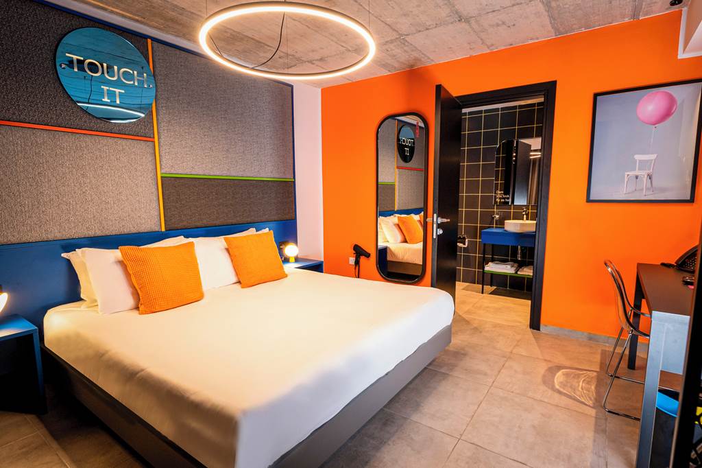 MLA_84667_IKYK_Hotel_0623_05.jpg