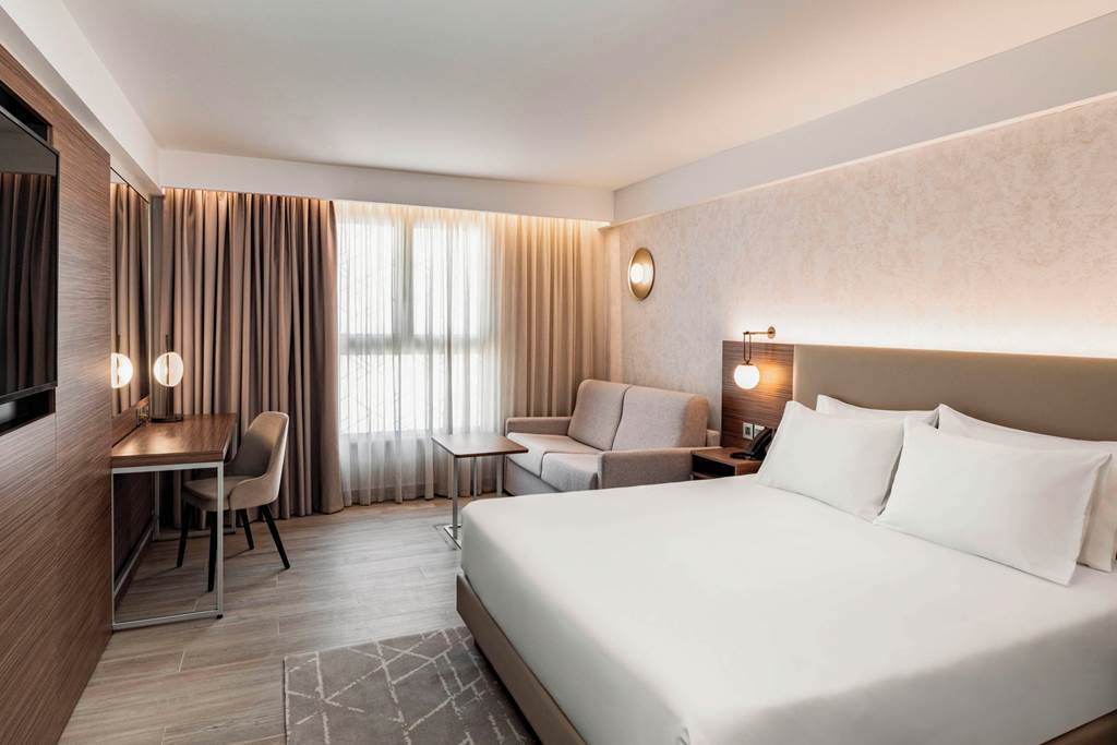 MLA_89155_AC_Hotel_St_Julians_0125_13.jpg