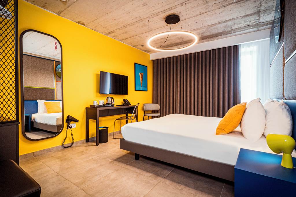 MLA_84667_IKYK_Hotel_0623_06.jpg