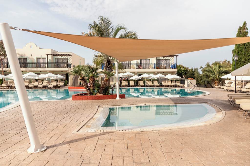 PFO_77100_Louis_Paphos_Breeze_0724_03.jpg