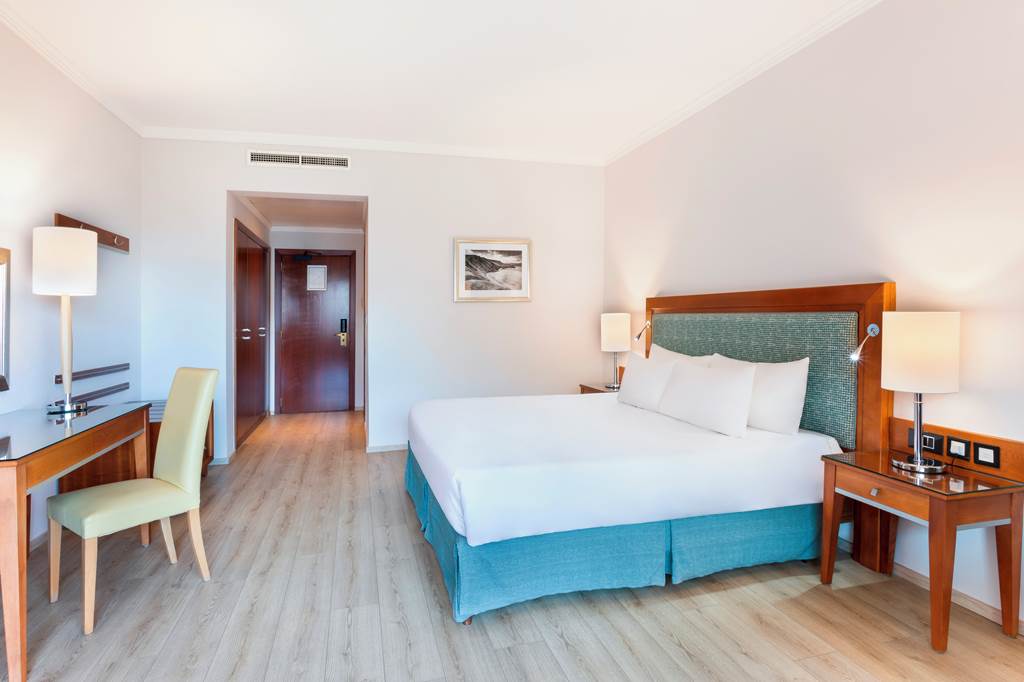 MLA_72791_Radisson_Blu_Resort_St_Julians_1023_01.jpg