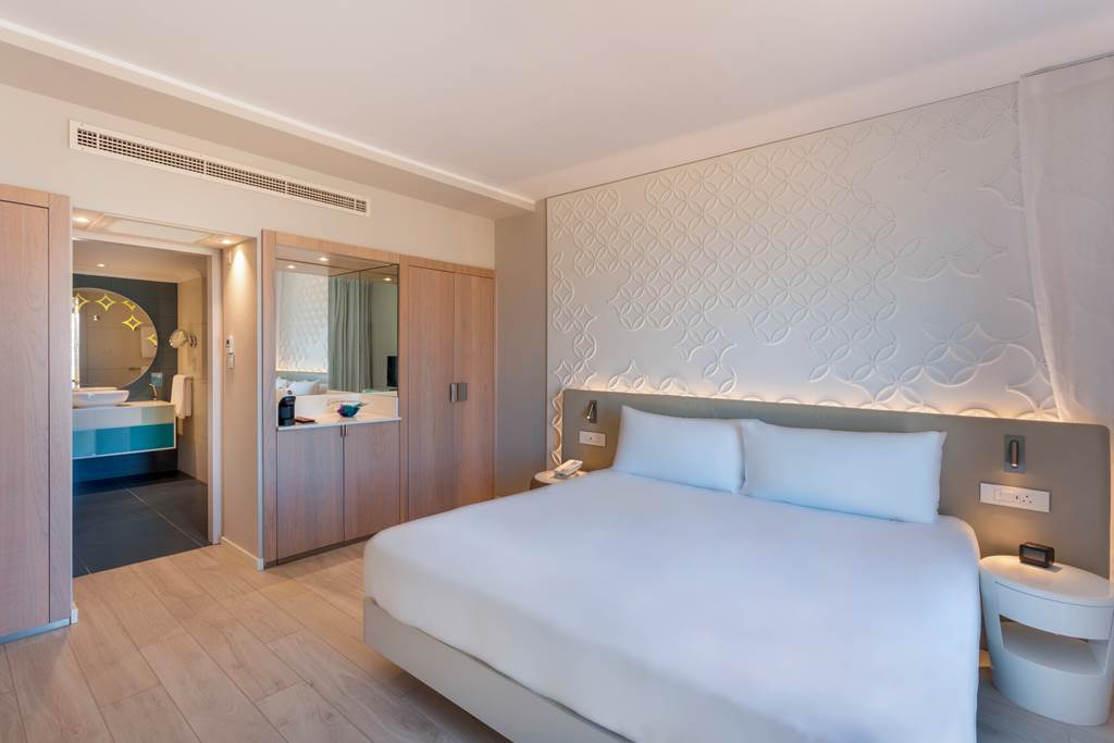 MLA_72198_Hilton_Malta_0124_01.jpg